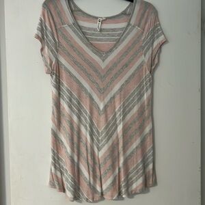 Cable & Gauge short sleeve women’s top size XL
